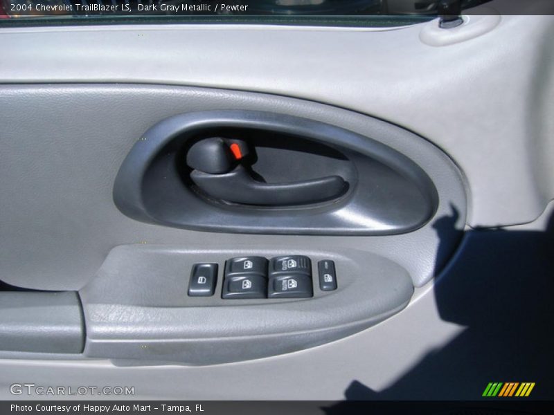 Dark Gray Metallic / Pewter 2004 Chevrolet TrailBlazer LS