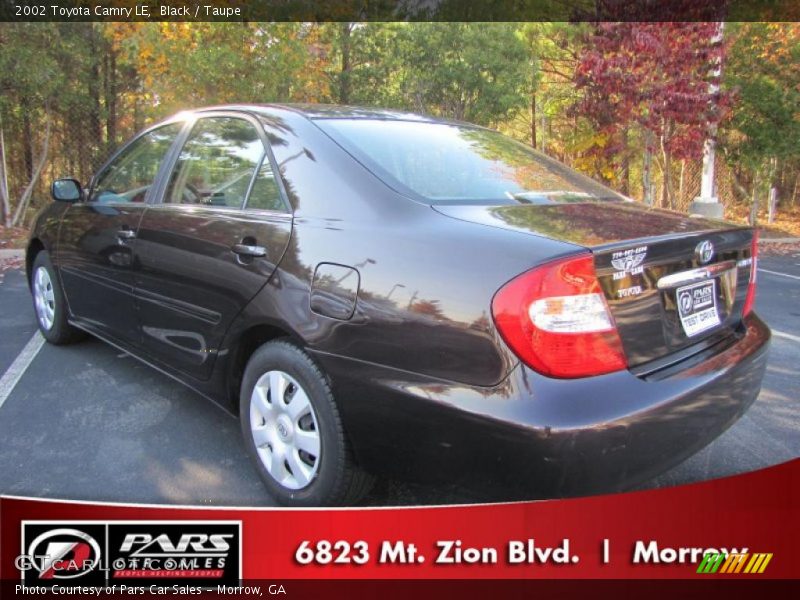 Black / Taupe 2002 Toyota Camry LE