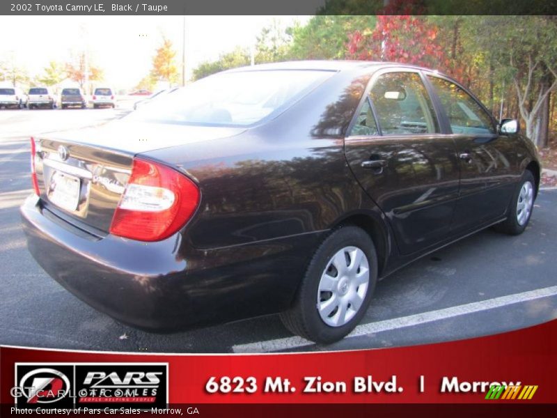 Black / Taupe 2002 Toyota Camry LE