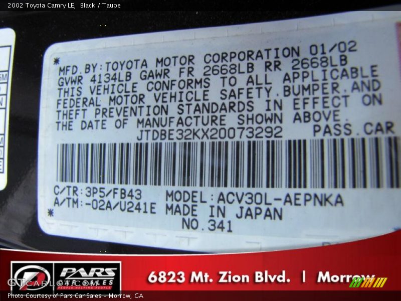 Black / Taupe 2002 Toyota Camry LE