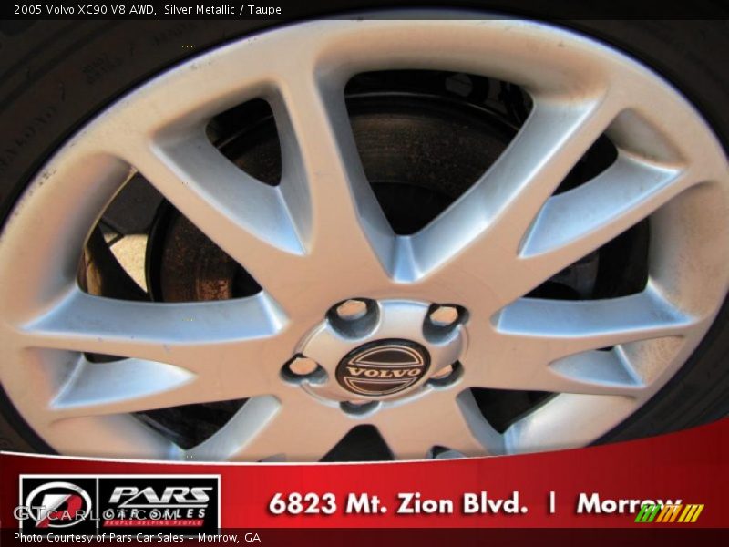 Silver Metallic / Taupe 2005 Volvo XC90 V8 AWD