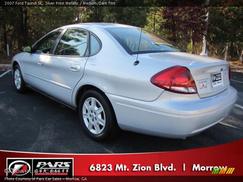 Silver Frost Metallic / Medium/Dark Flint 2007 Ford Taurus SE