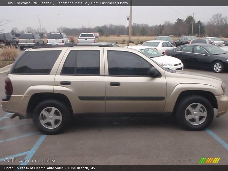 Sandstone Metallic / Light Cashmere/Ebony 2005 Chevrolet TrailBlazer LS