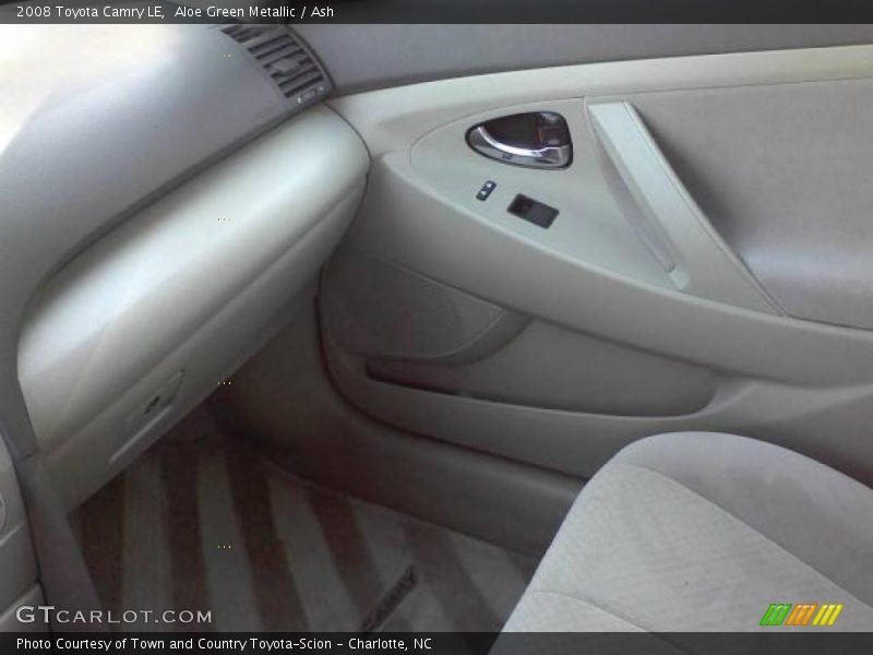 Aloe Green Metallic / Ash 2008 Toyota Camry LE