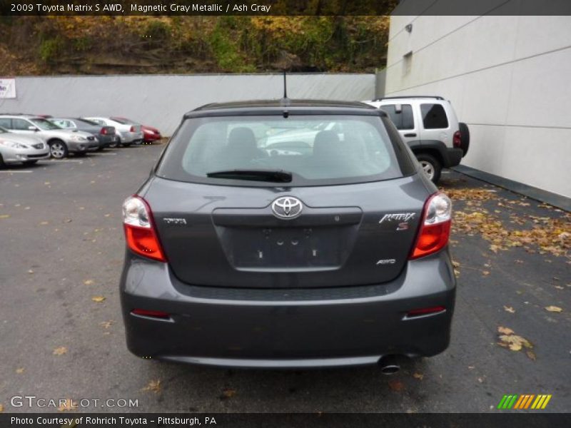 Magnetic Gray Metallic / Ash Gray 2009 Toyota Matrix S AWD