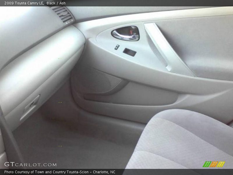 Black / Ash 2009 Toyota Camry LE