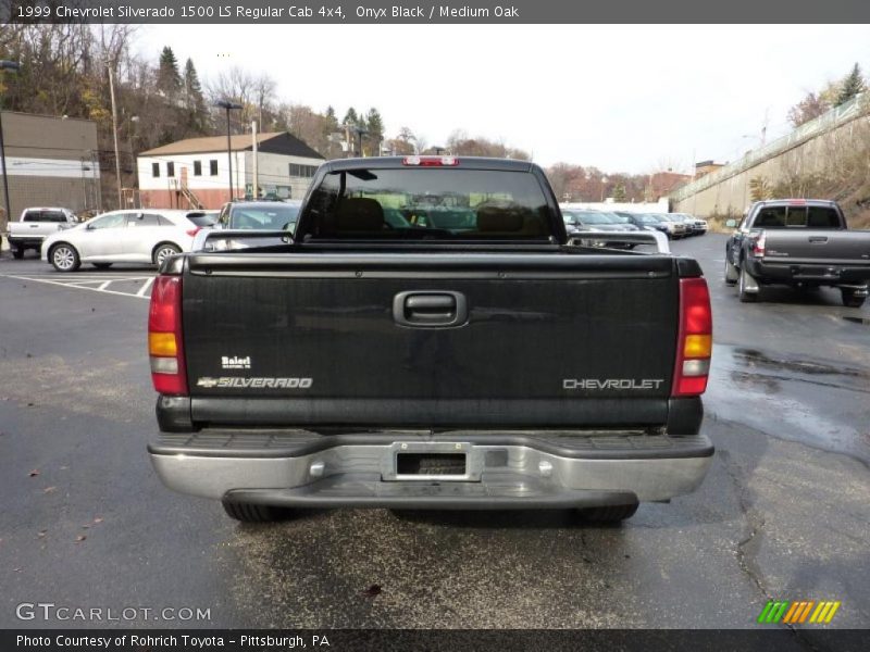 Onyx Black / Medium Oak 1999 Chevrolet Silverado 1500 LS Regular Cab 4x4