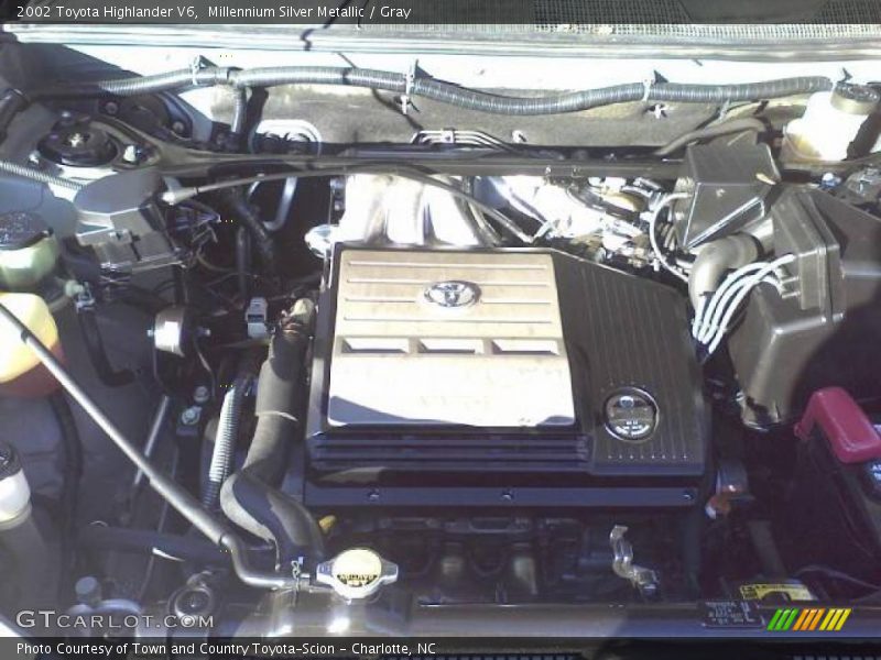 Millennium Silver Metallic / Gray 2002 Toyota Highlander V6