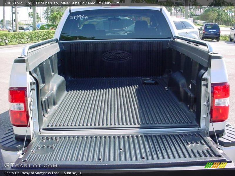 Silver Metallic / Medium/Dark Flint 2006 Ford F150 STX SuperCab
