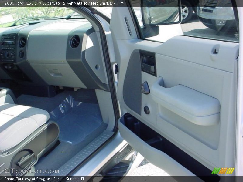 Silver Metallic / Medium/Dark Flint 2006 Ford F150 STX SuperCab