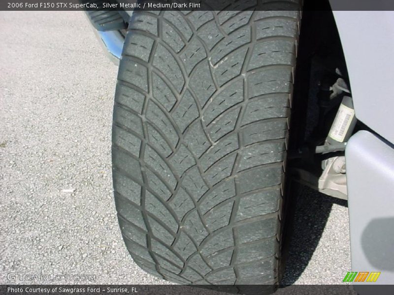 Silver Metallic / Medium/Dark Flint 2006 Ford F150 STX SuperCab