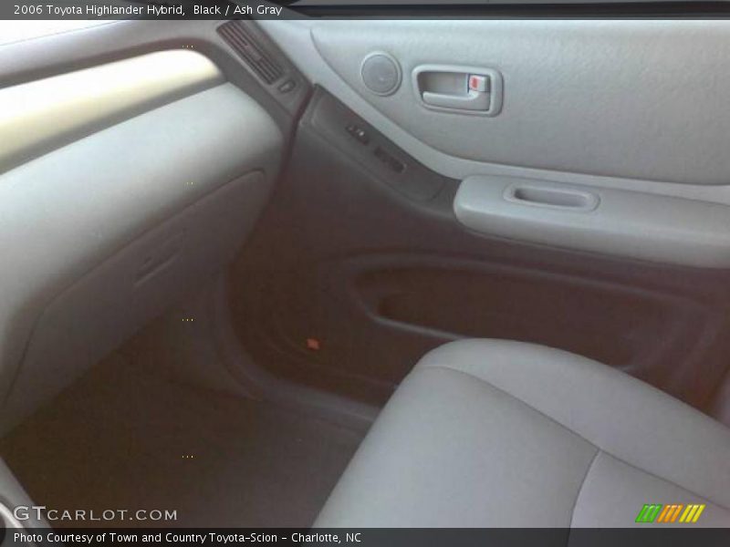 Black / Ash Gray 2006 Toyota Highlander Hybrid