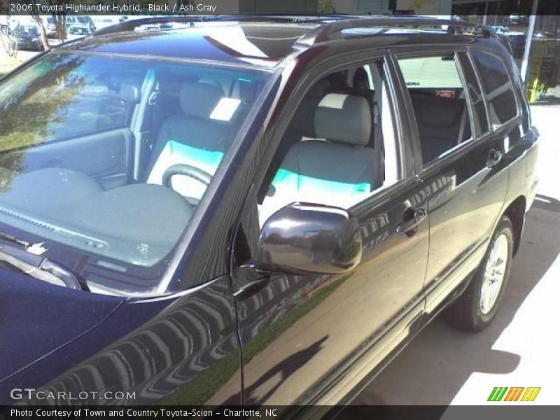 Black / Ash Gray 2006 Toyota Highlander Hybrid