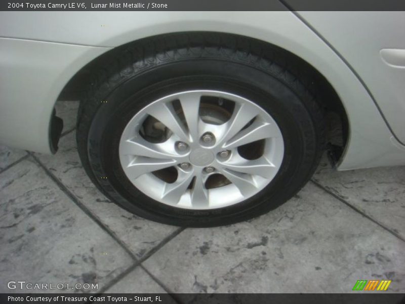 Lunar Mist Metallic / Stone 2004 Toyota Camry LE V6