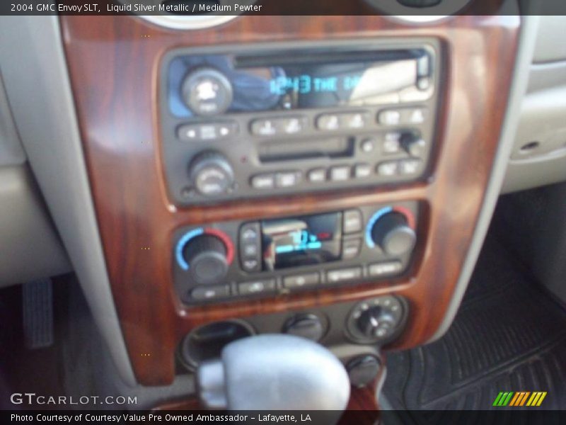 Liquid Silver Metallic / Medium Pewter 2004 GMC Envoy SLT