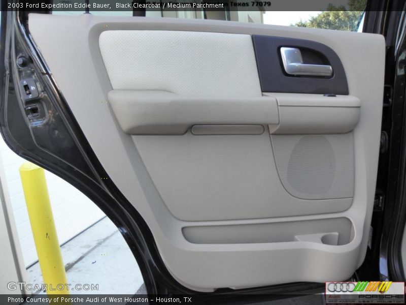Black Clearcoat / Medium Parchment 2003 Ford Expedition Eddie Bauer