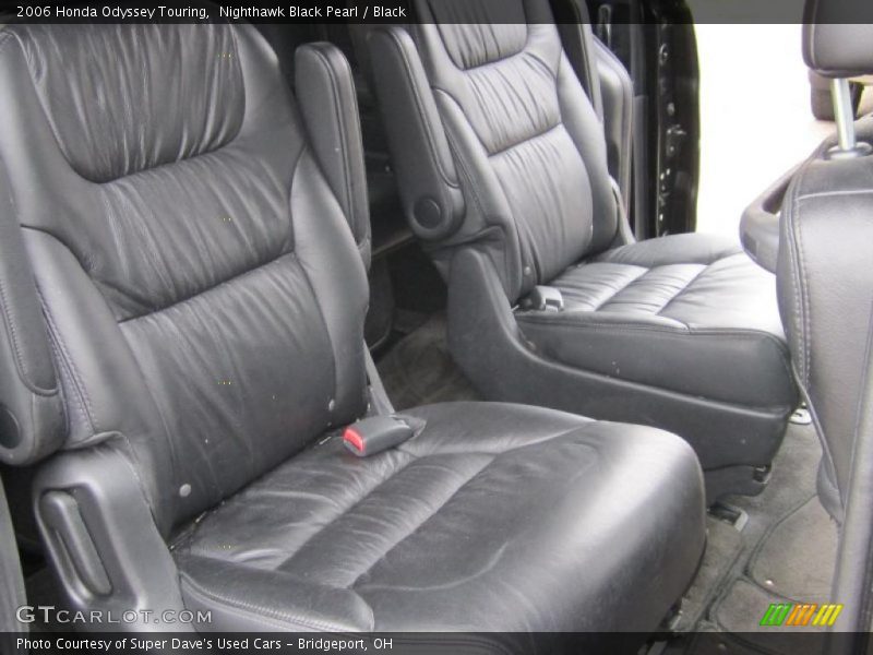 Nighthawk Black Pearl / Black 2006 Honda Odyssey Touring