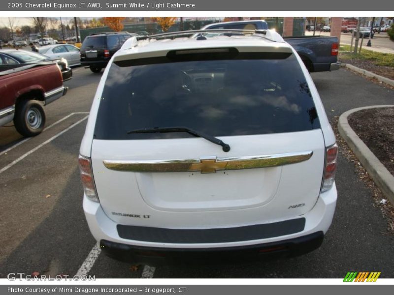 Summit White / Light Cashmere 2005 Chevrolet Equinox LT AWD