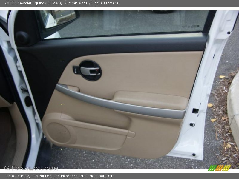 Summit White / Light Cashmere 2005 Chevrolet Equinox LT AWD