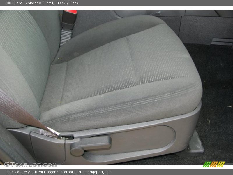 Black / Black 2009 Ford Explorer XLT 4x4