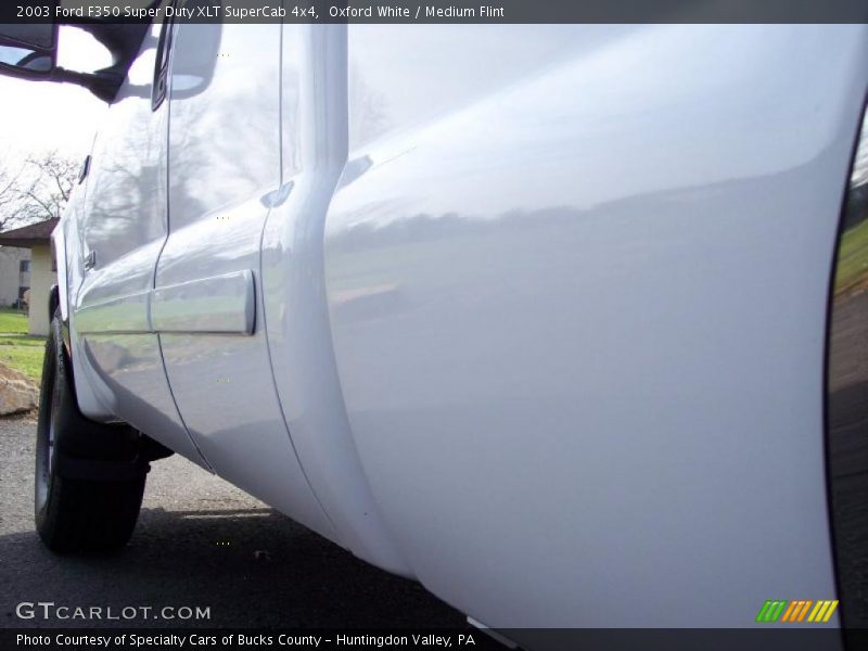 Oxford White / Medium Flint 2003 Ford F350 Super Duty XLT SuperCab 4x4