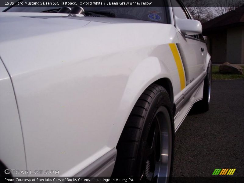 Oxford White / Saleen Grey/White/Yellow 1989 Ford Mustang Saleen SSC Fastback
