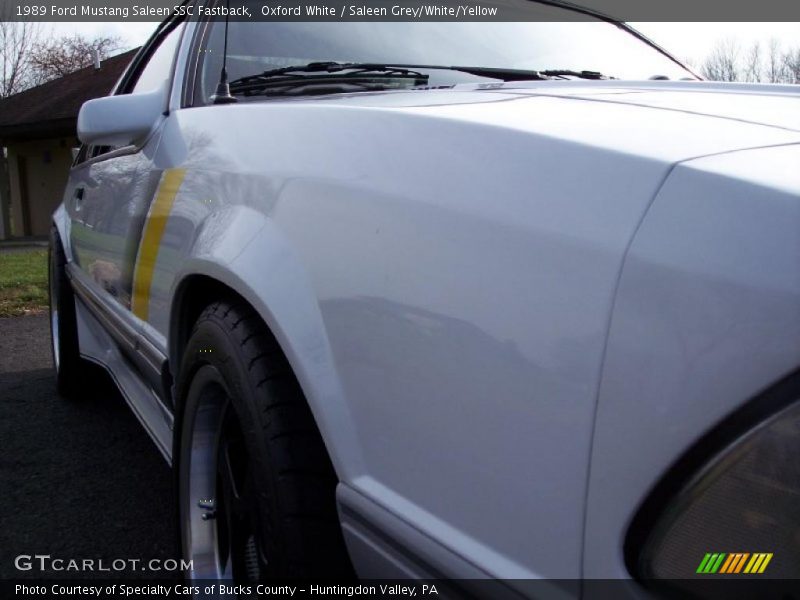 Oxford White / Saleen Grey/White/Yellow 1989 Ford Mustang Saleen SSC Fastback
