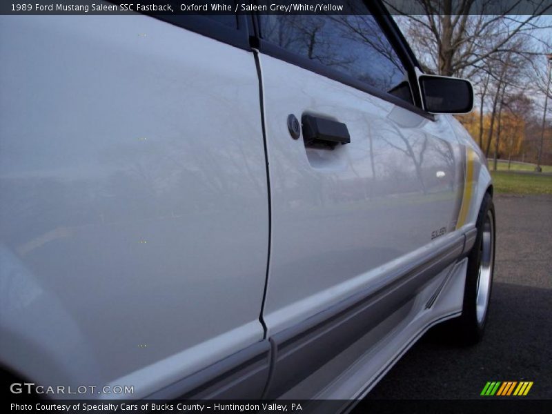Oxford White / Saleen Grey/White/Yellow 1989 Ford Mustang Saleen SSC Fastback