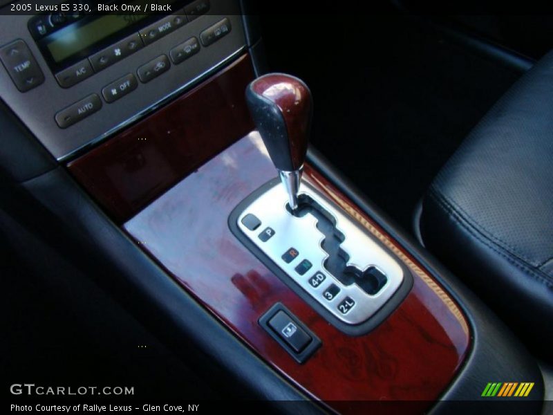 Black Onyx / Black 2005 Lexus ES 330