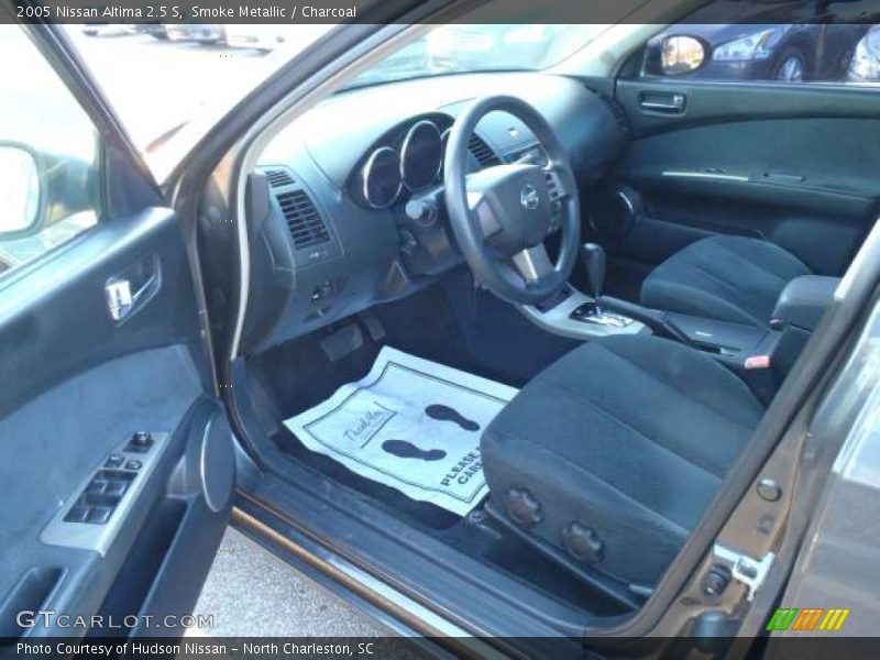Smoke Metallic / Charcoal 2005 Nissan Altima 2.5 S