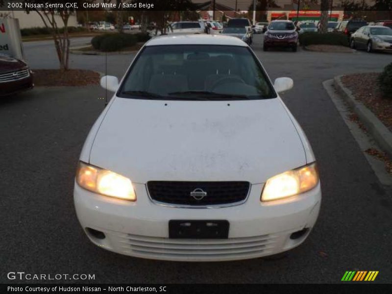 Cloud White / Sand Beige 2002 Nissan Sentra GXE