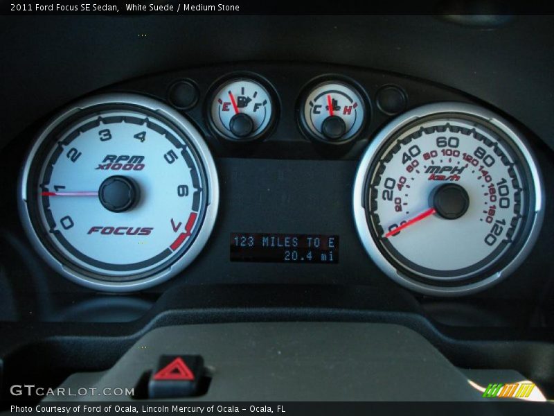 White Suede / Medium Stone 2011 Ford Focus SE Sedan