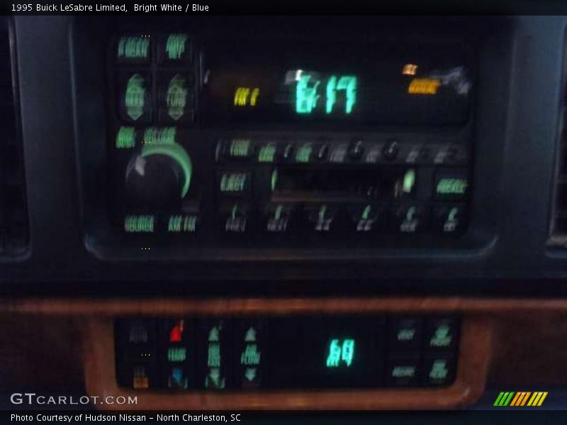 Bright White / Blue 1995 Buick LeSabre Limited