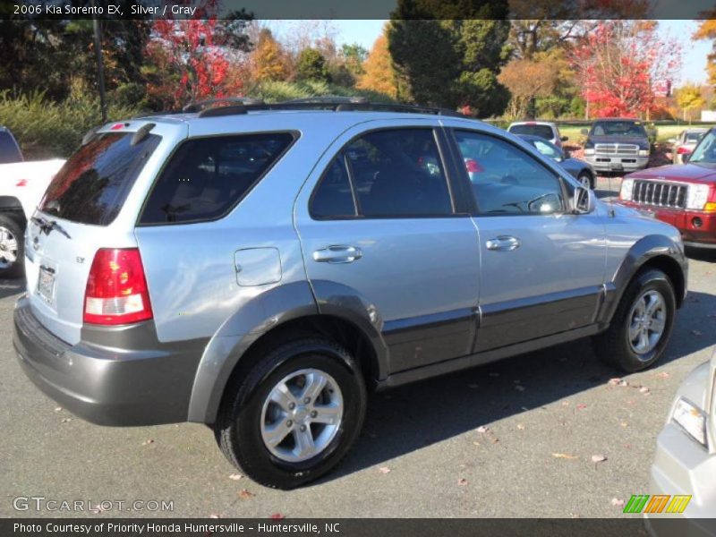 Silver / Gray 2006 Kia Sorento EX