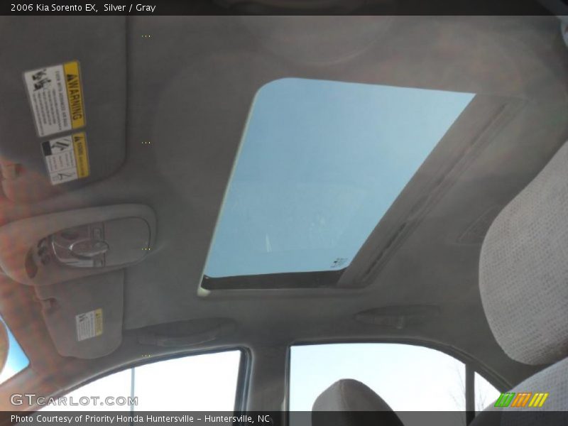 Silver / Gray 2006 Kia Sorento EX