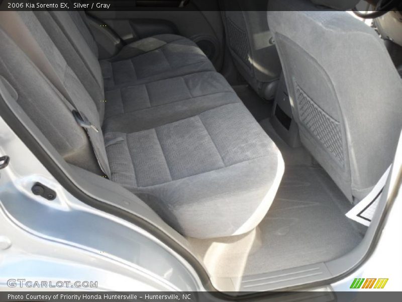Silver / Gray 2006 Kia Sorento EX