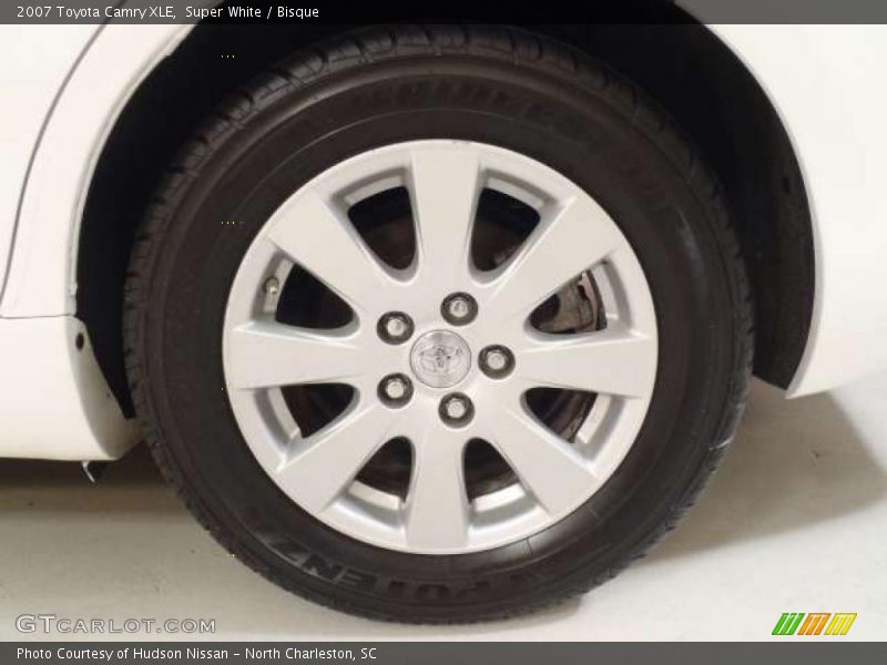 Super White / Bisque 2007 Toyota Camry XLE