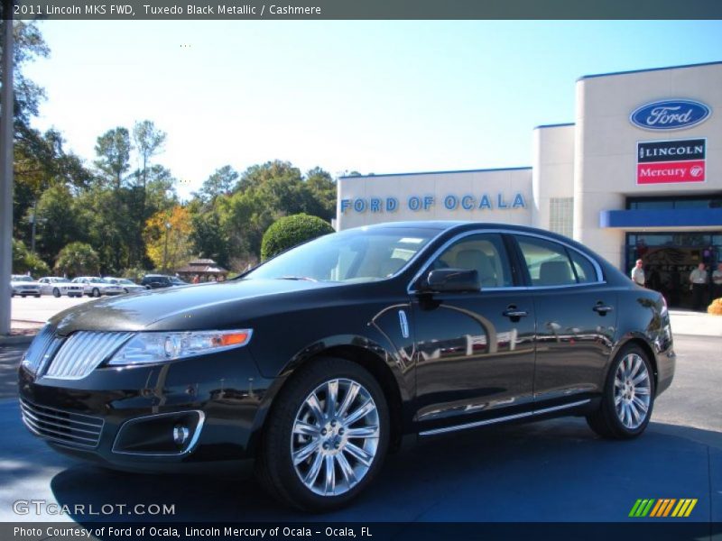 Tuxedo Black Metallic / Cashmere 2011 Lincoln MKS FWD