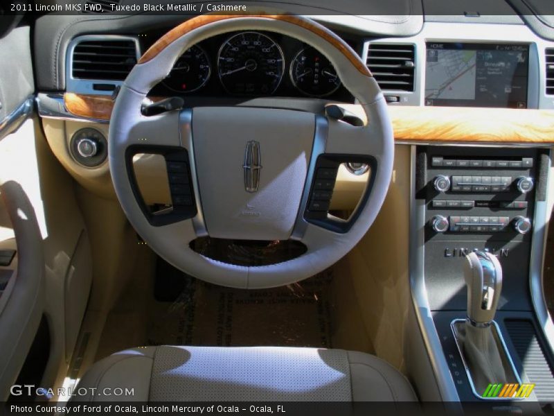Tuxedo Black Metallic / Cashmere 2011 Lincoln MKS FWD