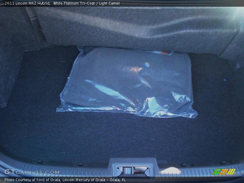  2011 MKZ Hybrid Trunk