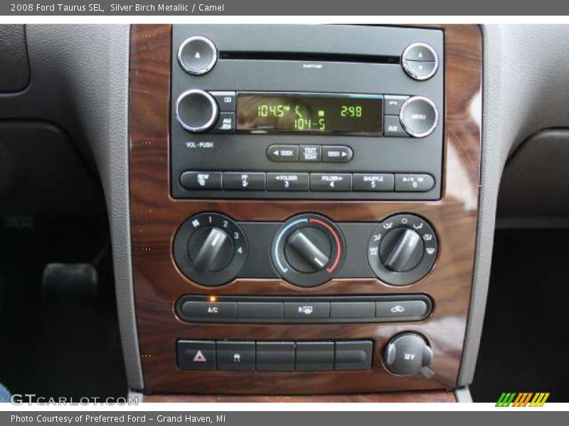 Silver Birch Metallic / Camel 2008 Ford Taurus SEL