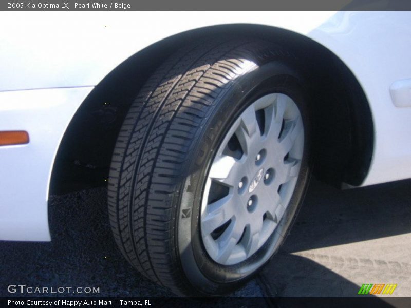 Pearl White / Beige 2005 Kia Optima LX