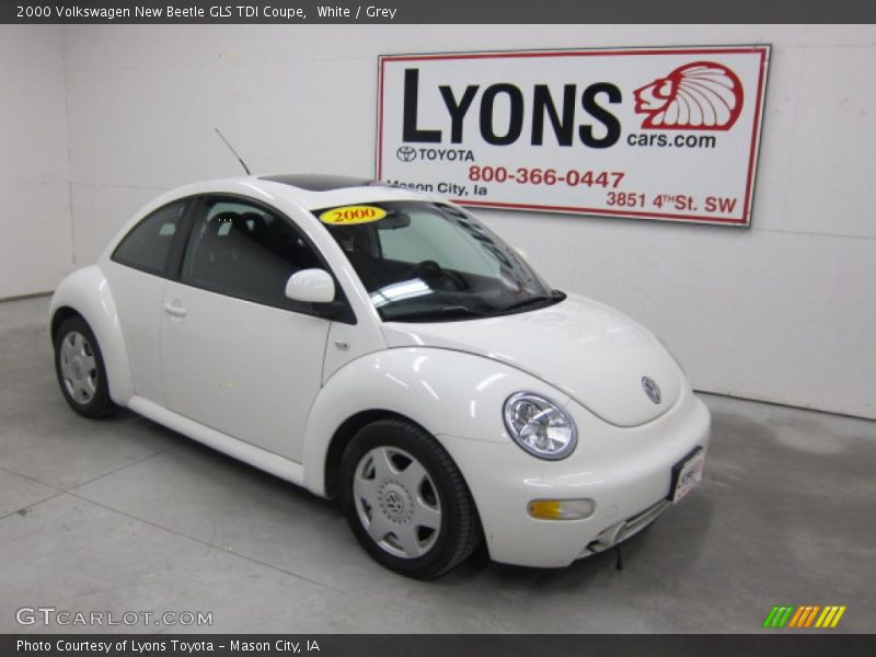 White / Grey 2000 Volkswagen New Beetle GLS TDI Coupe
