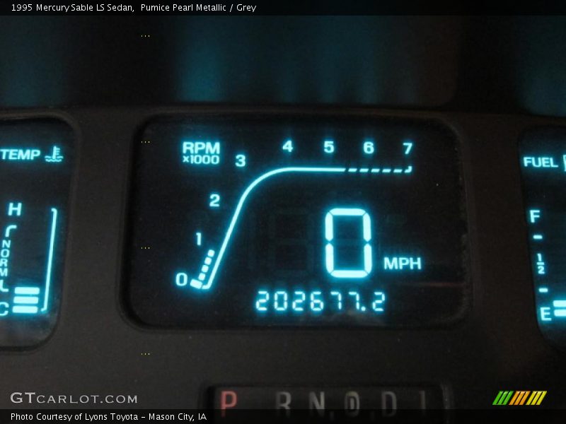 Pumice Pearl Metallic / Grey 1995 Mercury Sable LS Sedan