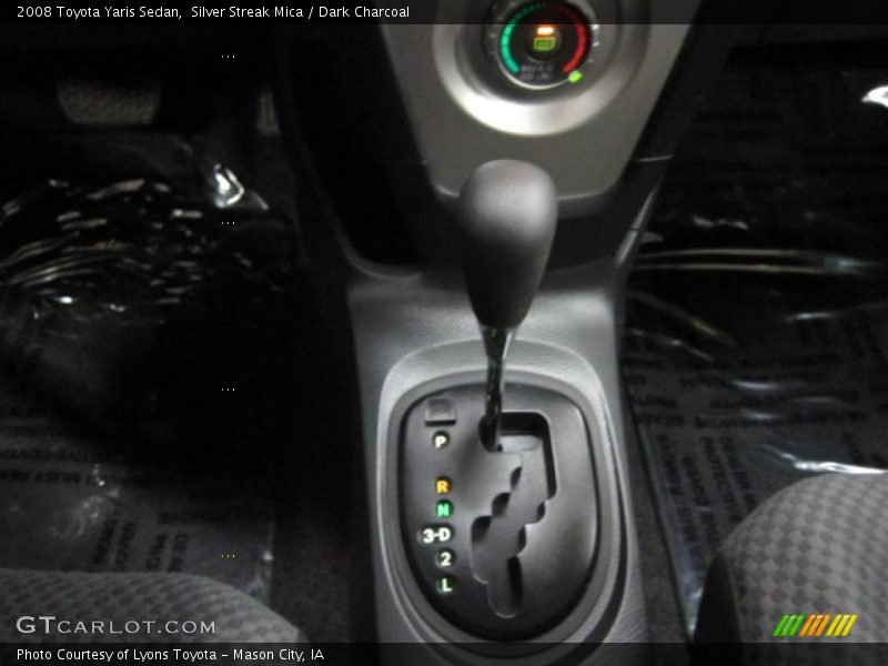 Silver Streak Mica / Dark Charcoal 2008 Toyota Yaris Sedan