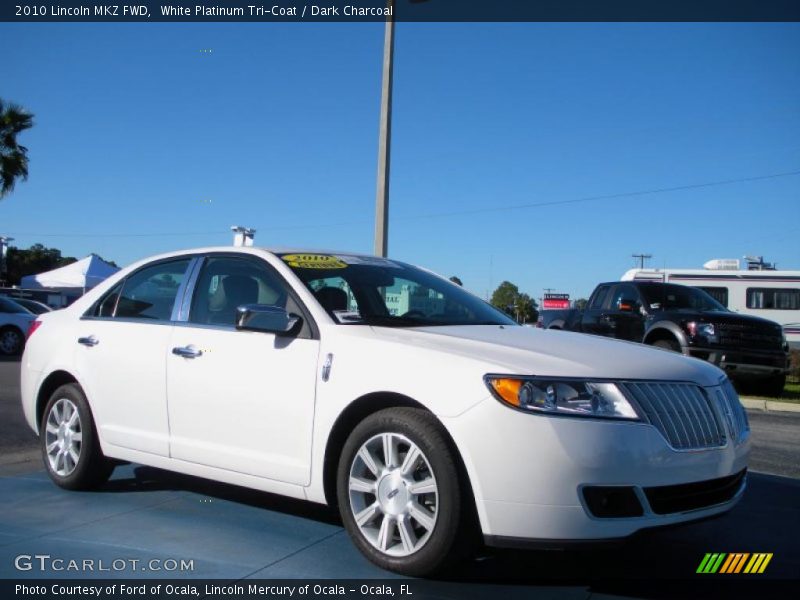 White Platinum Tri-Coat / Dark Charcoal 2010 Lincoln MKZ FWD
