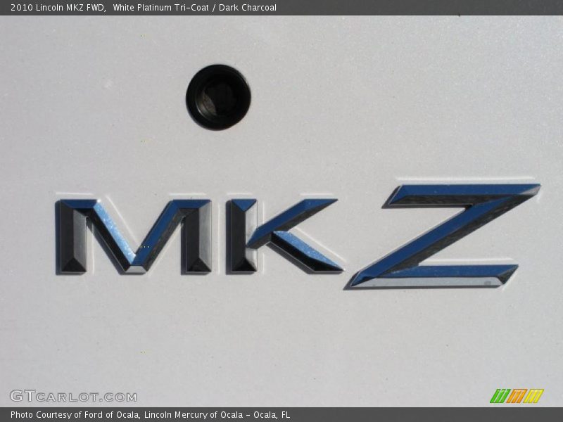 White Platinum Tri-Coat / Dark Charcoal 2010 Lincoln MKZ FWD