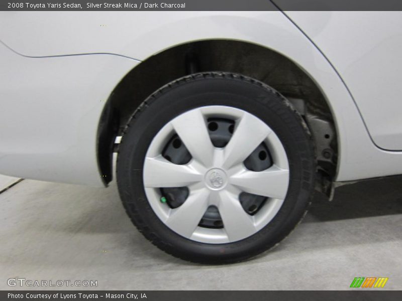 Silver Streak Mica / Dark Charcoal 2008 Toyota Yaris Sedan