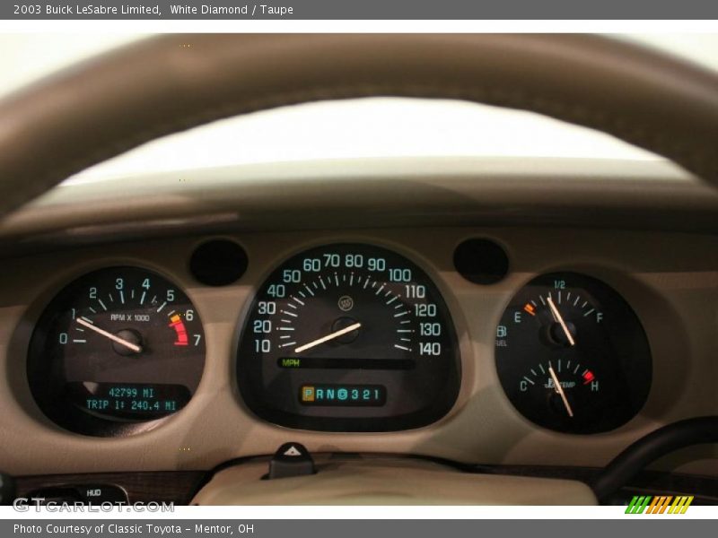 White Diamond / Taupe 2003 Buick LeSabre Limited