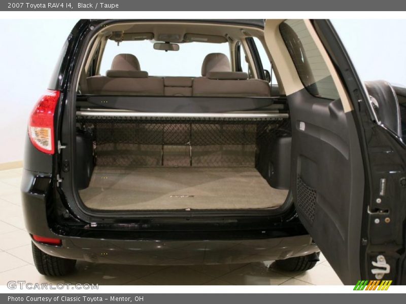 Black / Taupe 2007 Toyota RAV4 I4